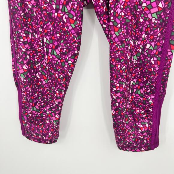 Lululemon Real Quick Crop Paradise Camo Multi Regal Plum Capri Leggings gym 6 - Picture 5 of 8